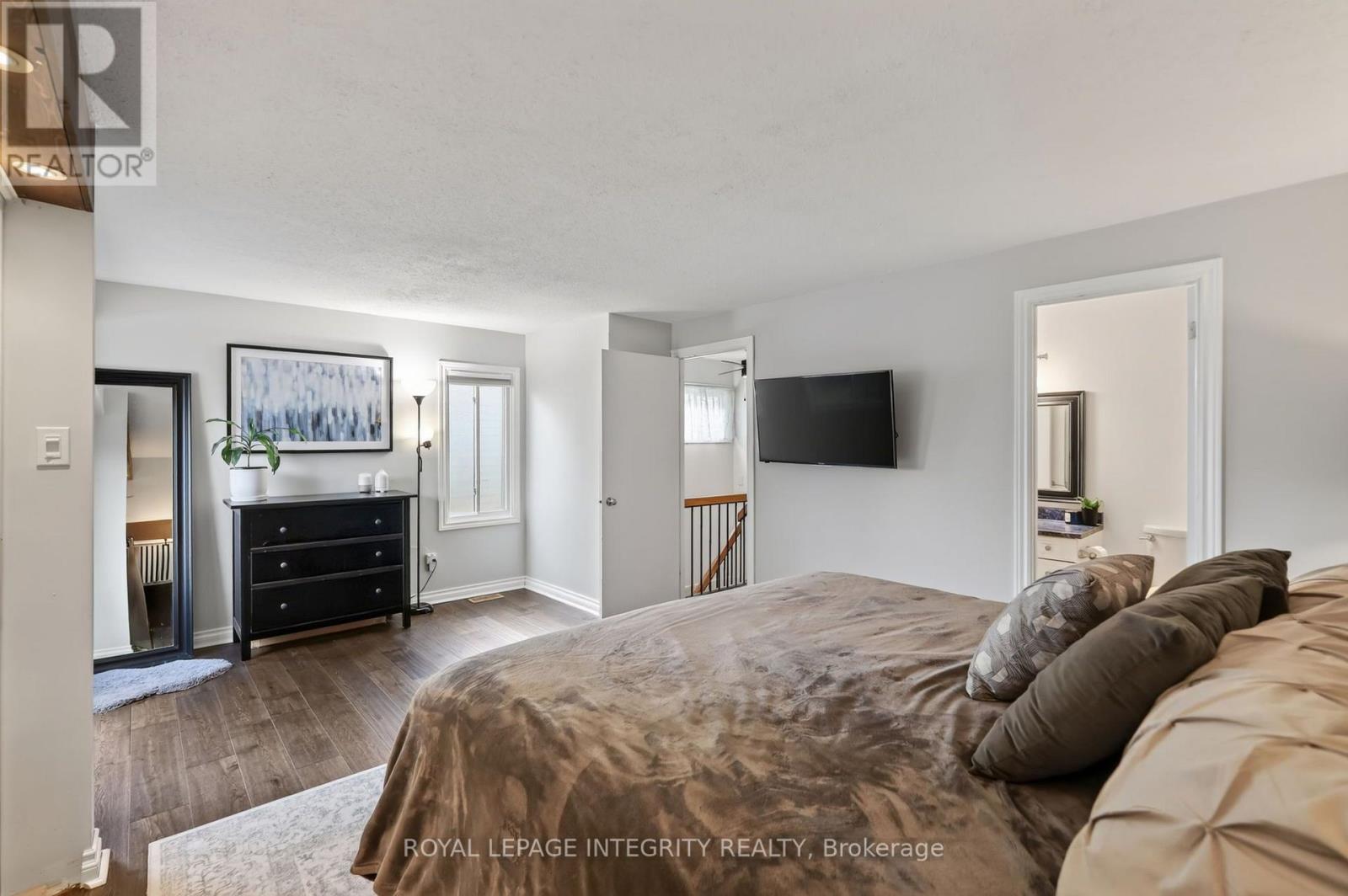 Condos for Sale in Ottawa – 1723 LAFRANCE DRIVE, Ottawa – By Peter Sagos - Image 24