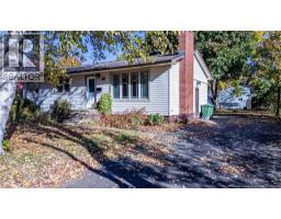 130 Epworth Circle, photo 2