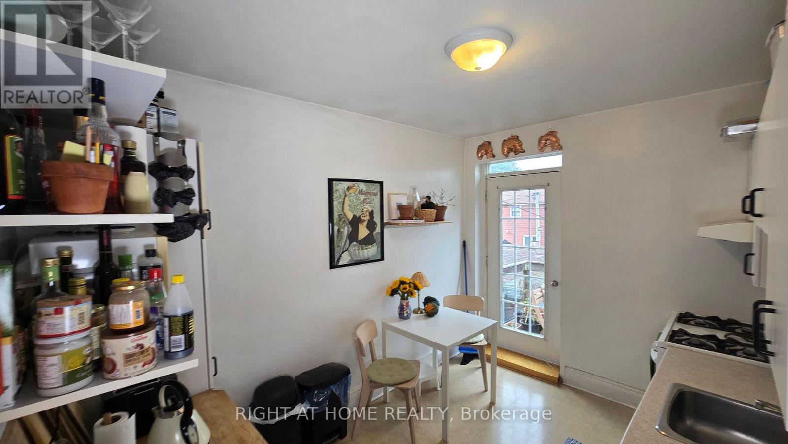 261 Grace Street, Toronto, ON photo 15