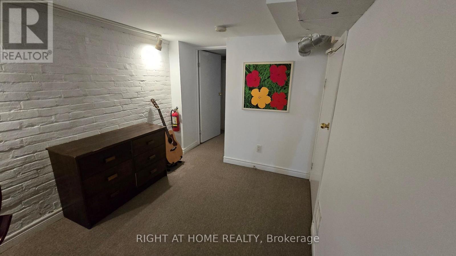 261 Grace Street, Toronto, ON photo 2