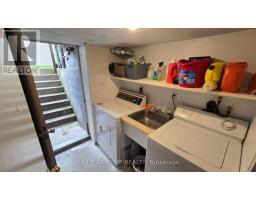 261 Grace Street, Toronto, ON M6G3A7 Photo 8