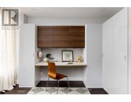 Bedroom 2 - Th06 - 140 Bathurst Street, Toronto, ON M5V3N8 Photo 6