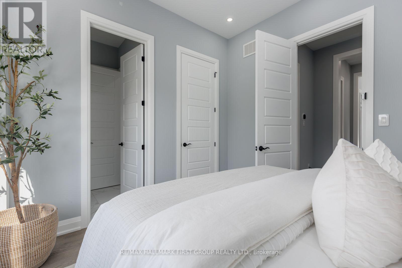 11 Jones Avenue, Clarington, ON photo 26