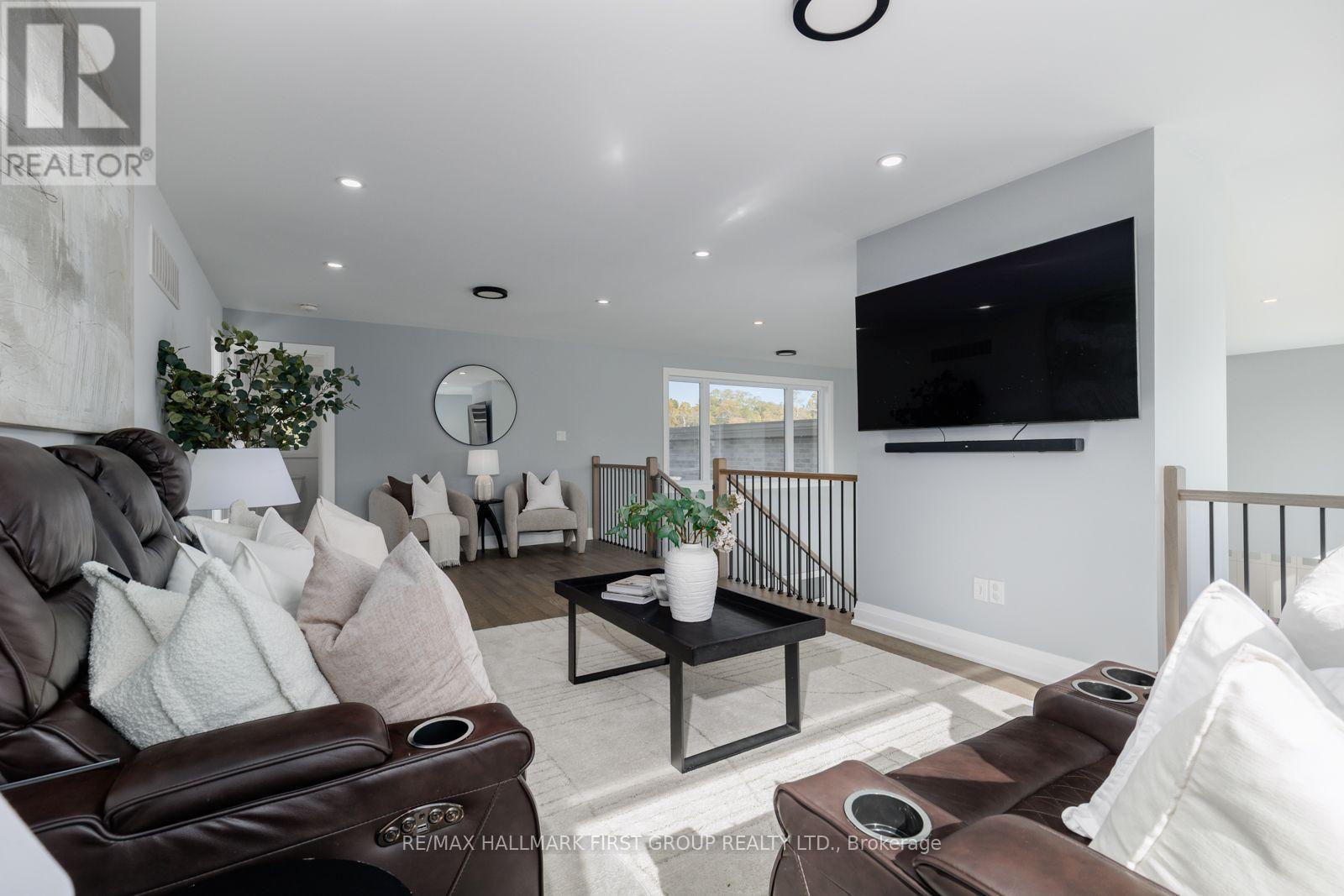 11 Jones Avenue, Clarington, ON photo 31