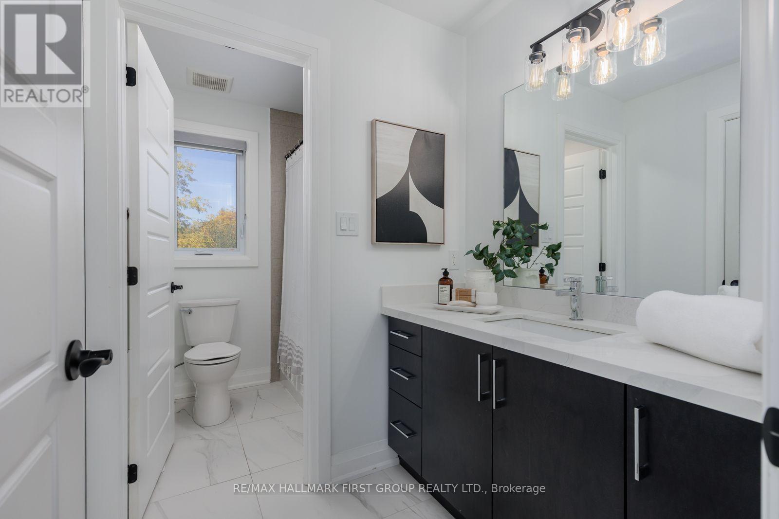 11 Jones Avenue, Clarington, ON photo 33