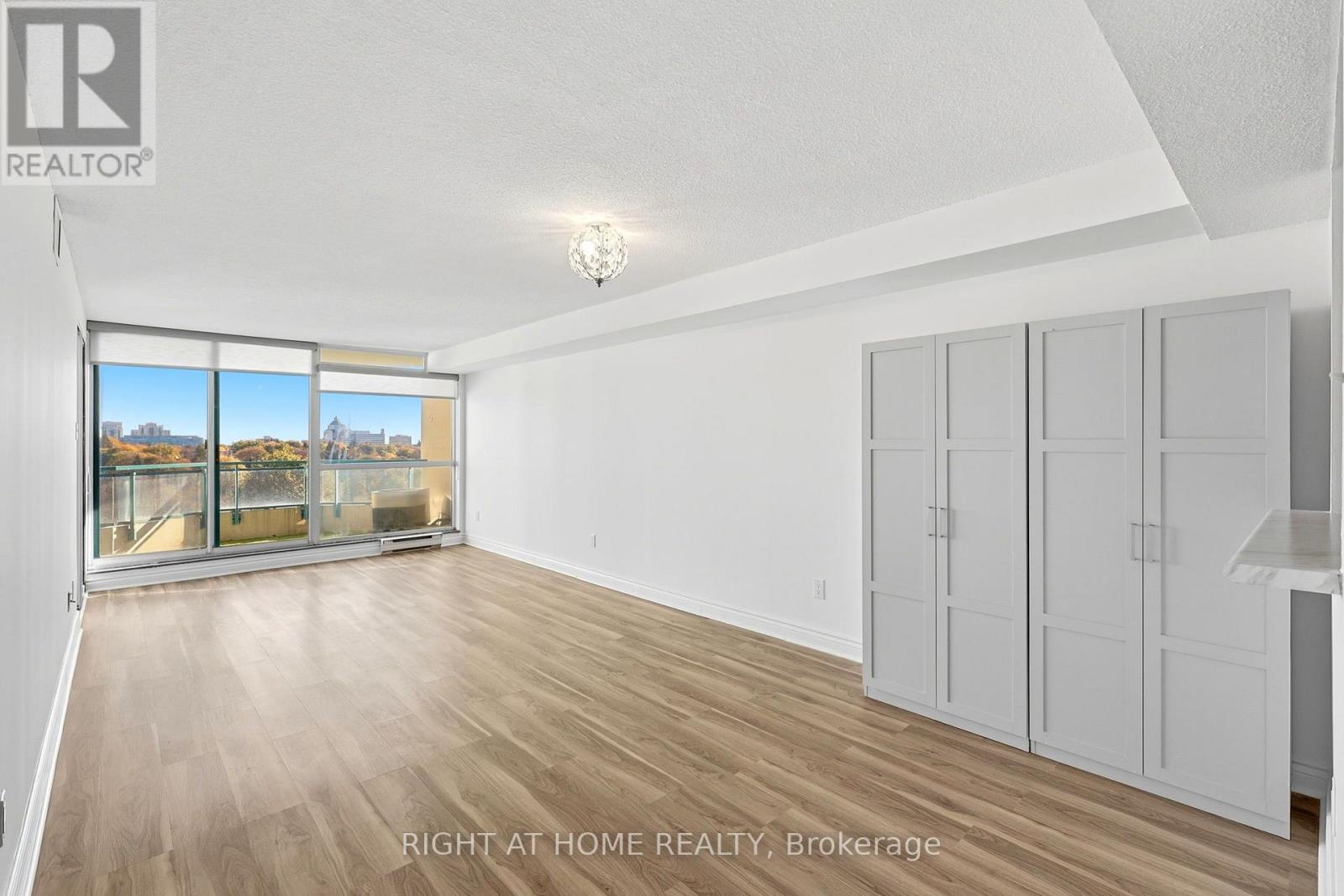 816- 4727 Sheppard Avenue East, Toronto, ON photo 11