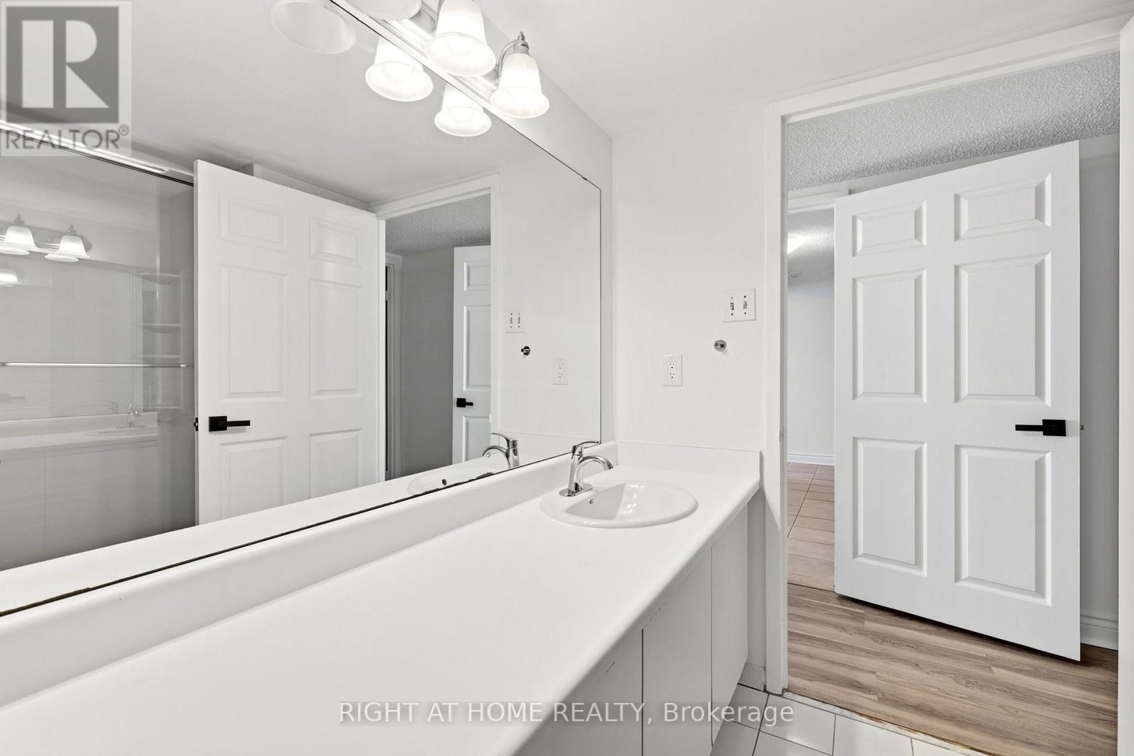 816- 4727 Sheppard Avenue East, Toronto, ON photo 27