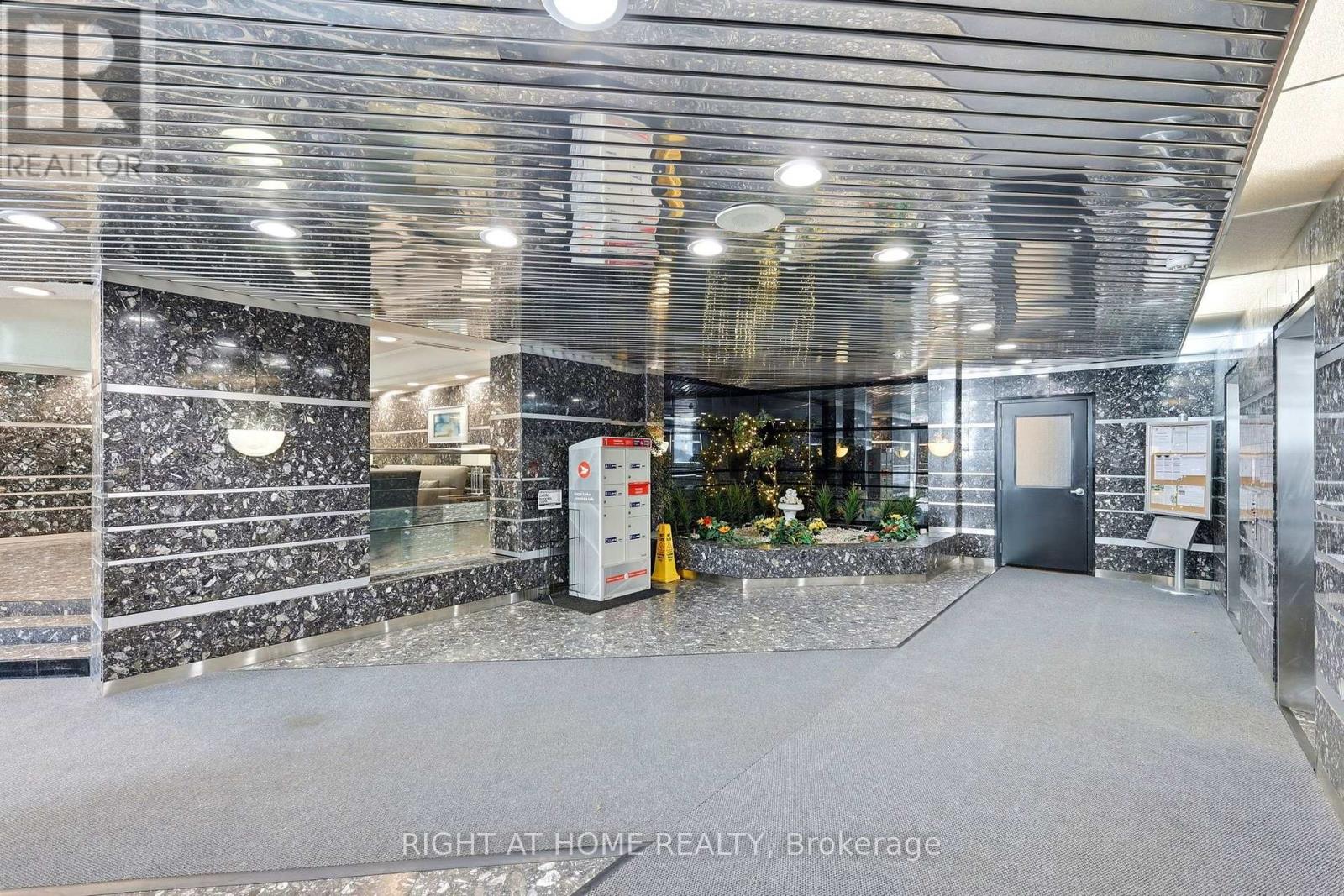 816- 4727 Sheppard Avenue East, Toronto, ON photo 4