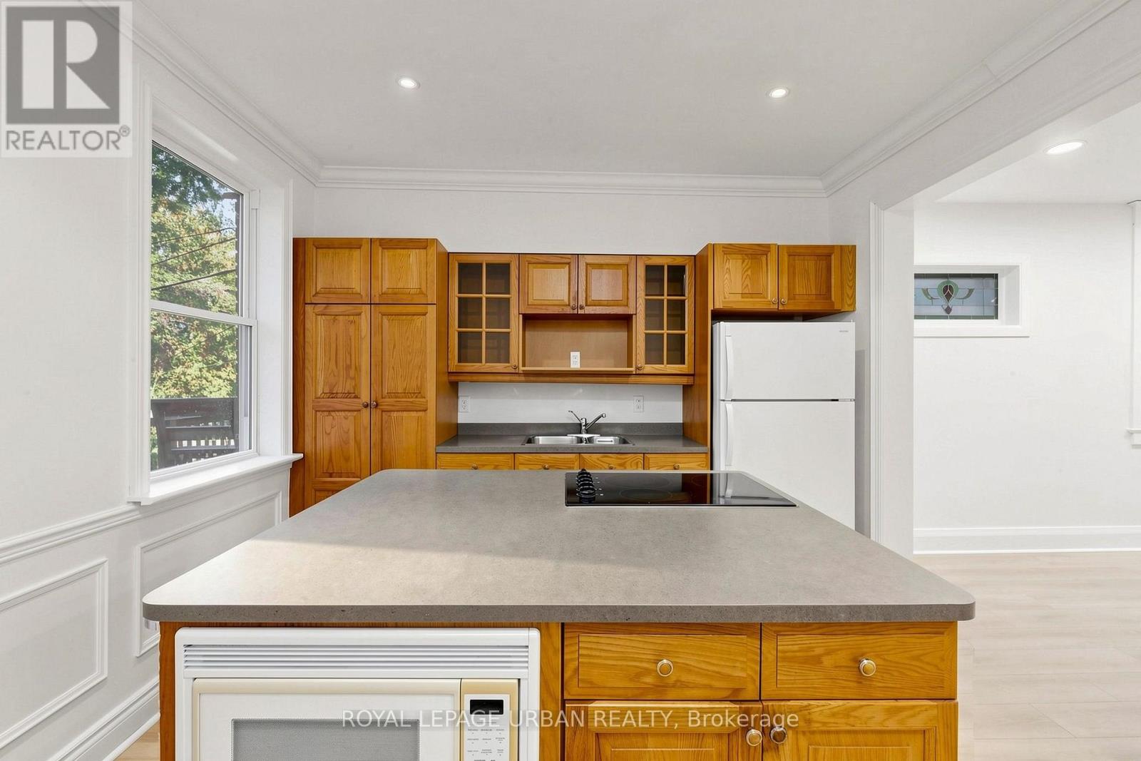 74 East Lynn Avenue, Toronto, ON photo 12