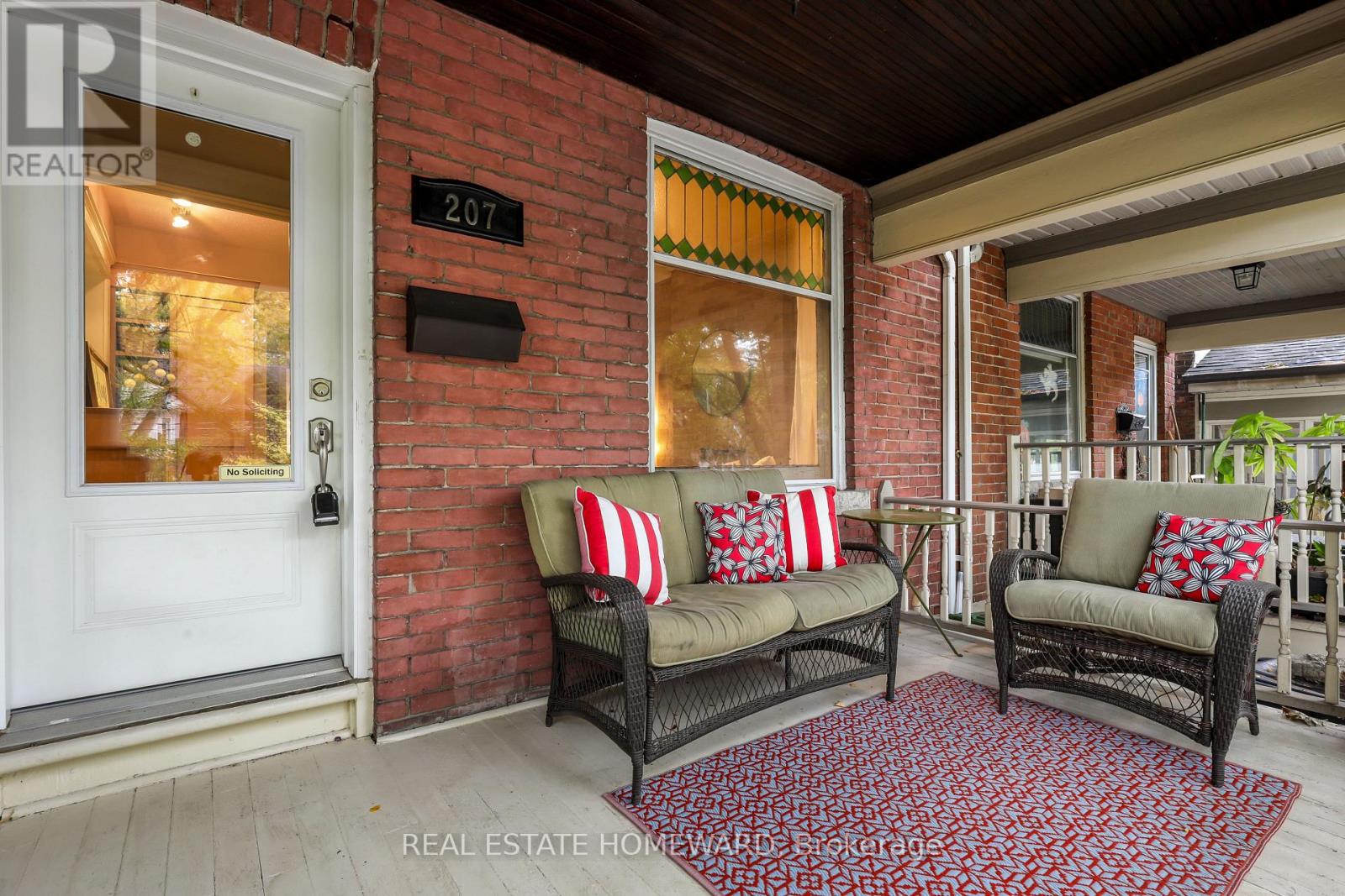 207 Waverley Road, Toronto, ON photo 2