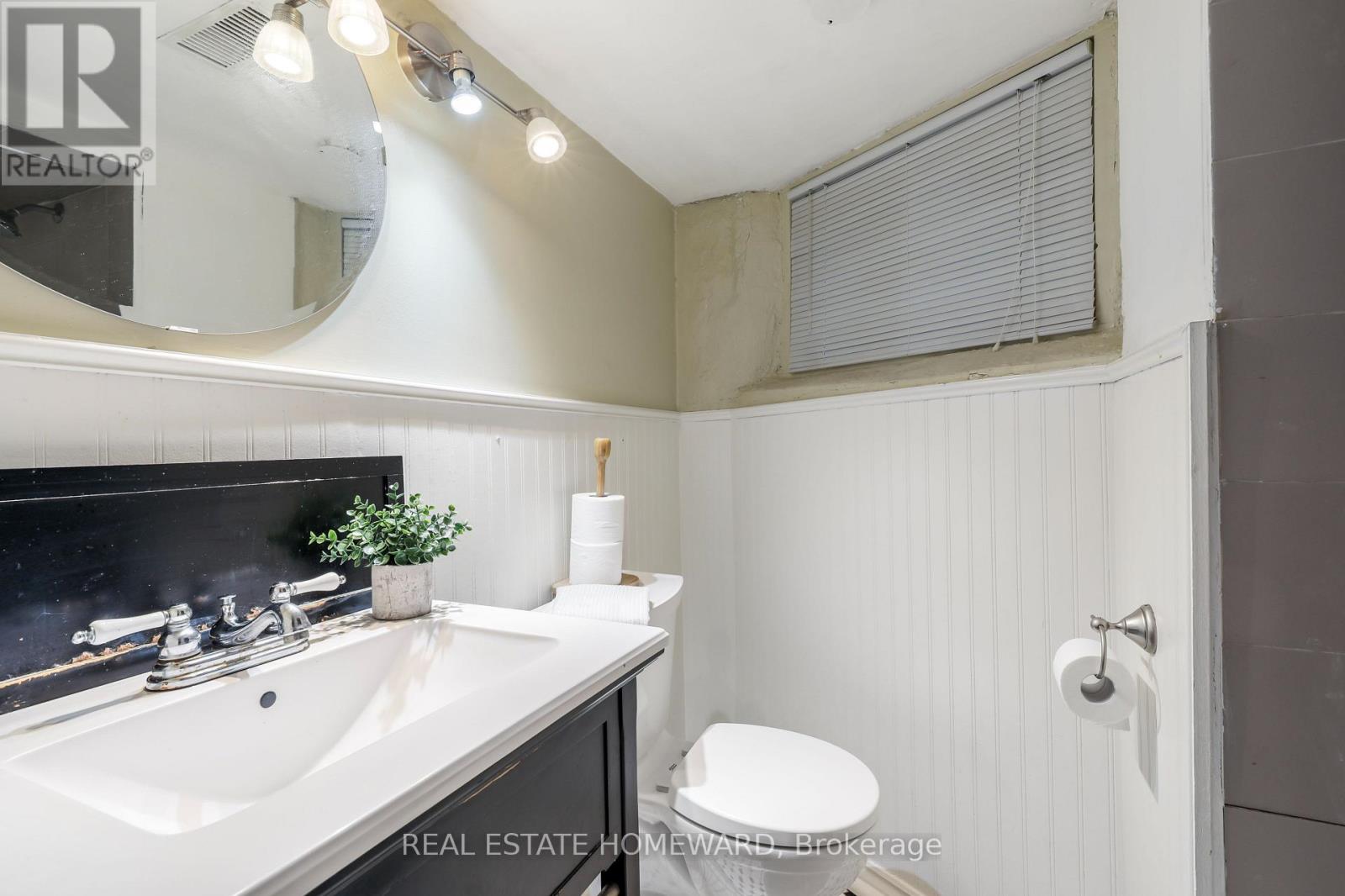 207 Waverley Road, Toronto, ON photo 33
