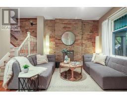 207 Waverley Road, Toronto, ON M4L3T4 Photo 8