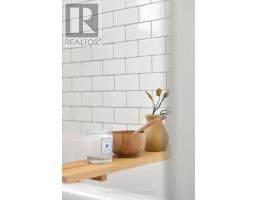 100 Dagmar Avenue, Toronto, ON M4M1W2 Photo 17