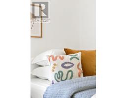 100 Dagmar Avenue, Toronto, ON M4M1W2 Photo 18