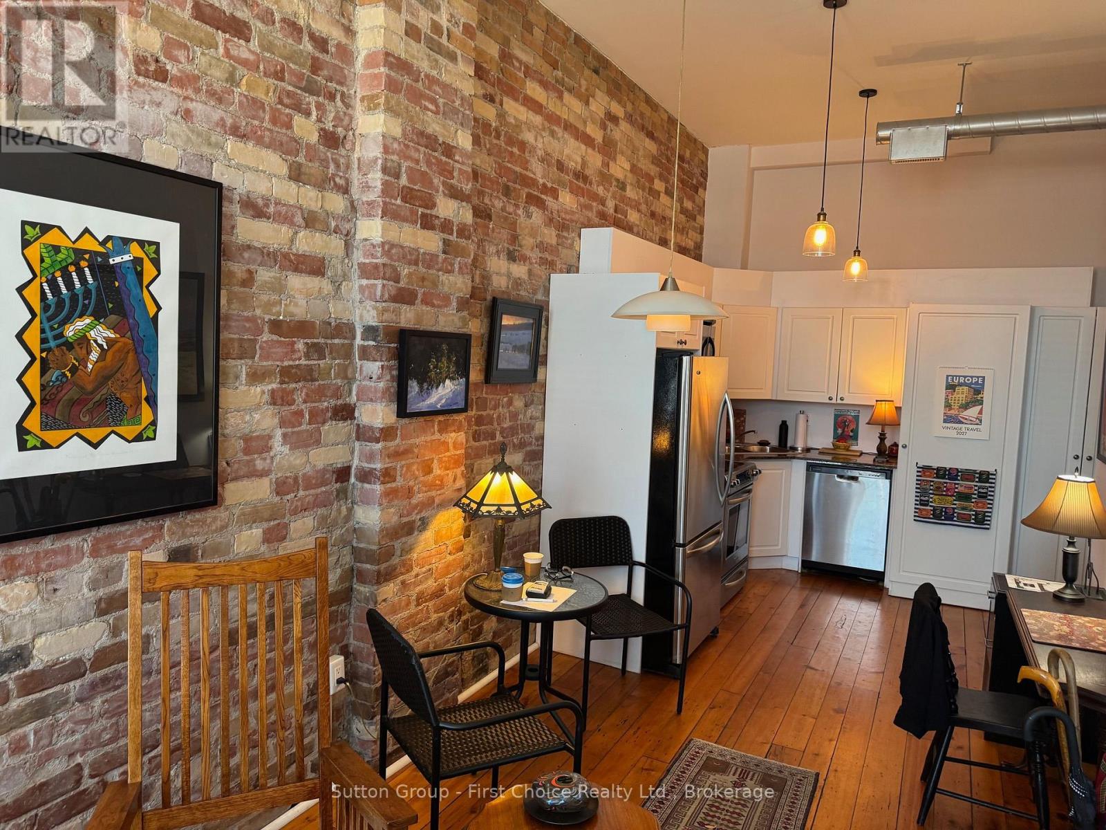#201 - 66 WELLINGTON STREET, Stratford — photo 2