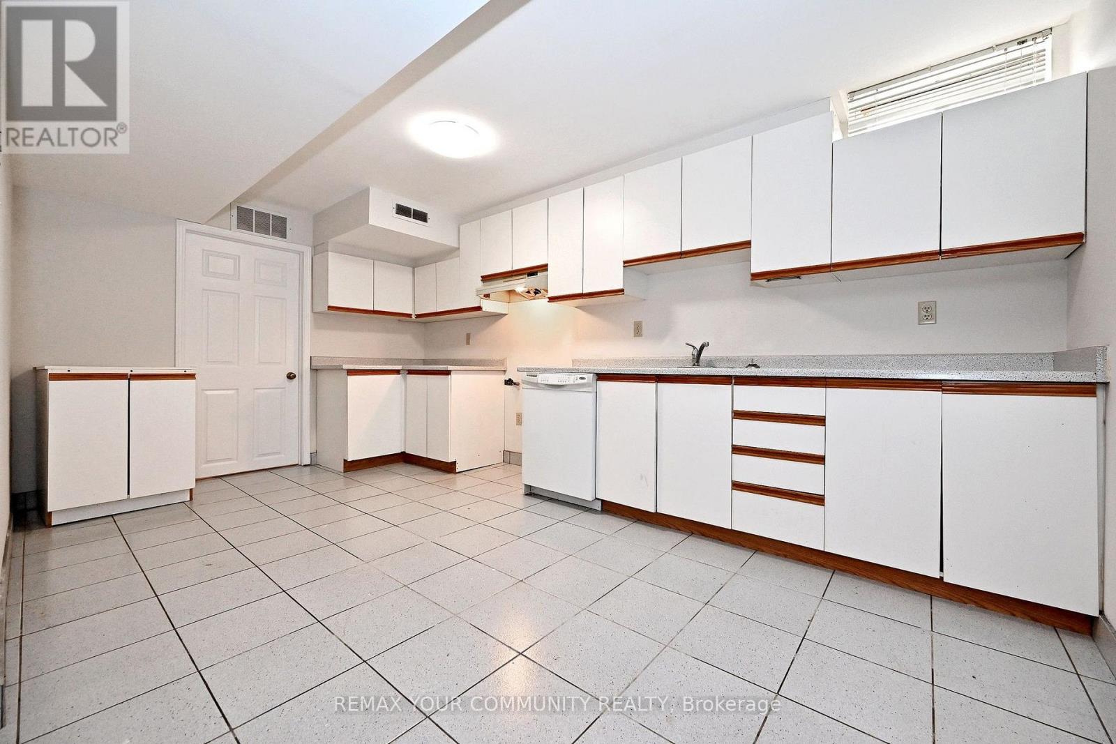38 Muster Court, Markham, ON photo 40