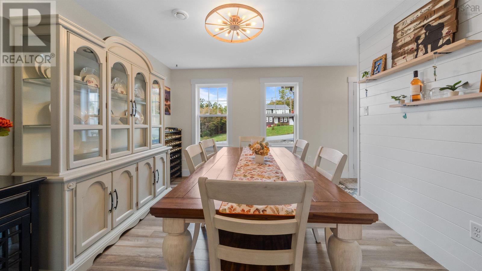 329 Savoy photo 5
