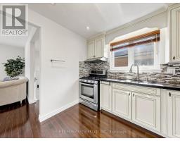 14 Crispin Crescent, Toronto, ON M2R2V7 Photo 13
