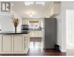 14 Crispin Crescent, Toronto, ON M2R2V7 Photo 10
