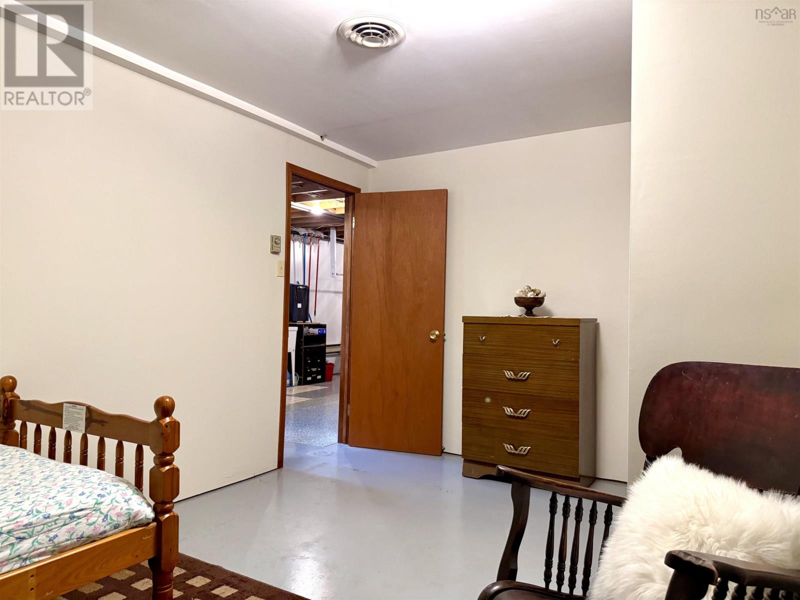 Photo 42 of 46