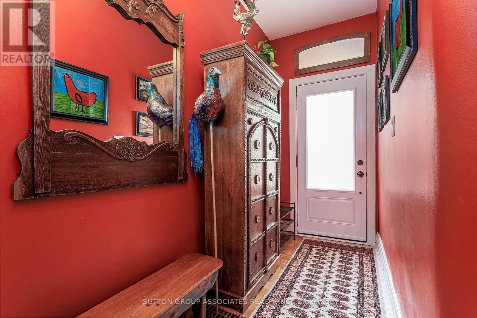 257 Perth Avenue, Toronto, ON photo 3