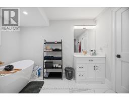 407 Bronte Road, Oakville, ON L6L5C3 Photo 26