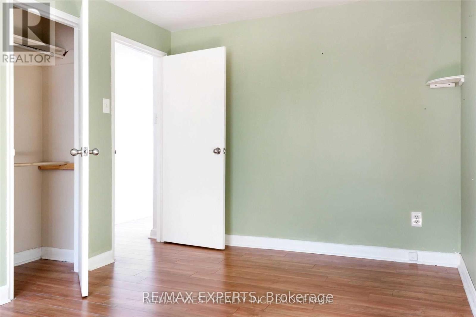 301 - 3261A LAKE SHORE BOULEVARD, Toronto (Long Branch) — photo 8