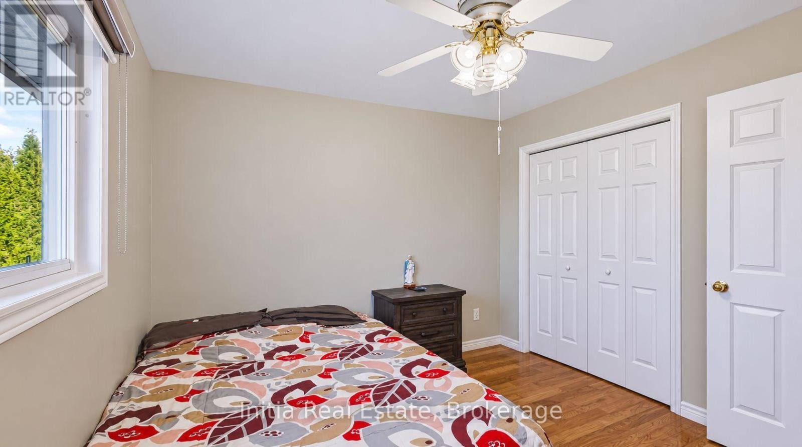 726 Sandison Street North, Windsor, ON photo 19
