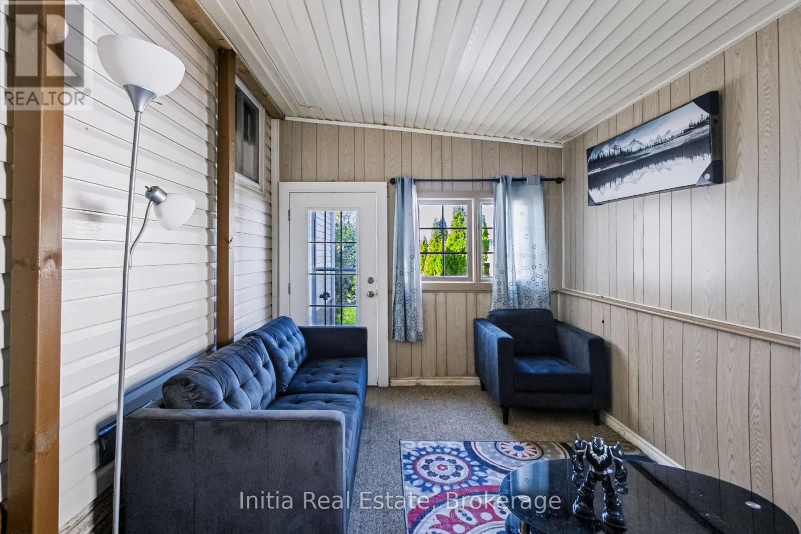 726 Sandison Street North, Windsor, ON photo 23