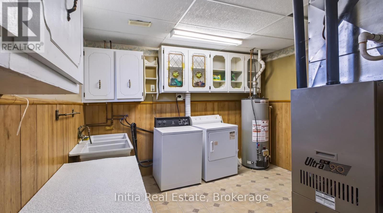 726 Sandison Street North, Windsor, ON photo 36
