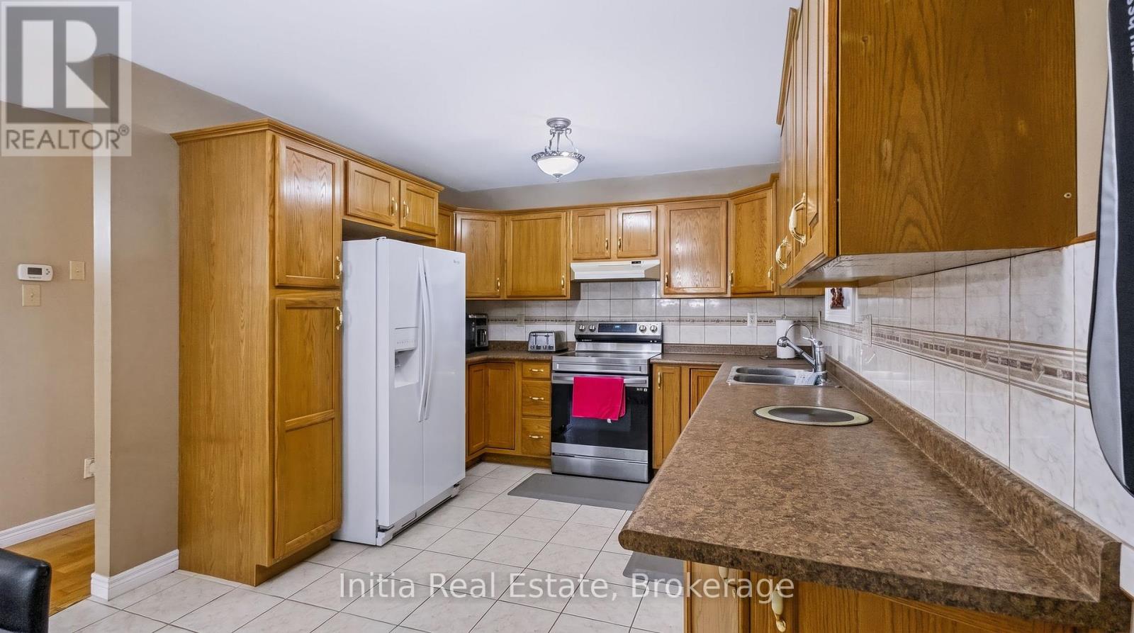 726 Sandison Street North, Windsor, ON photo 8