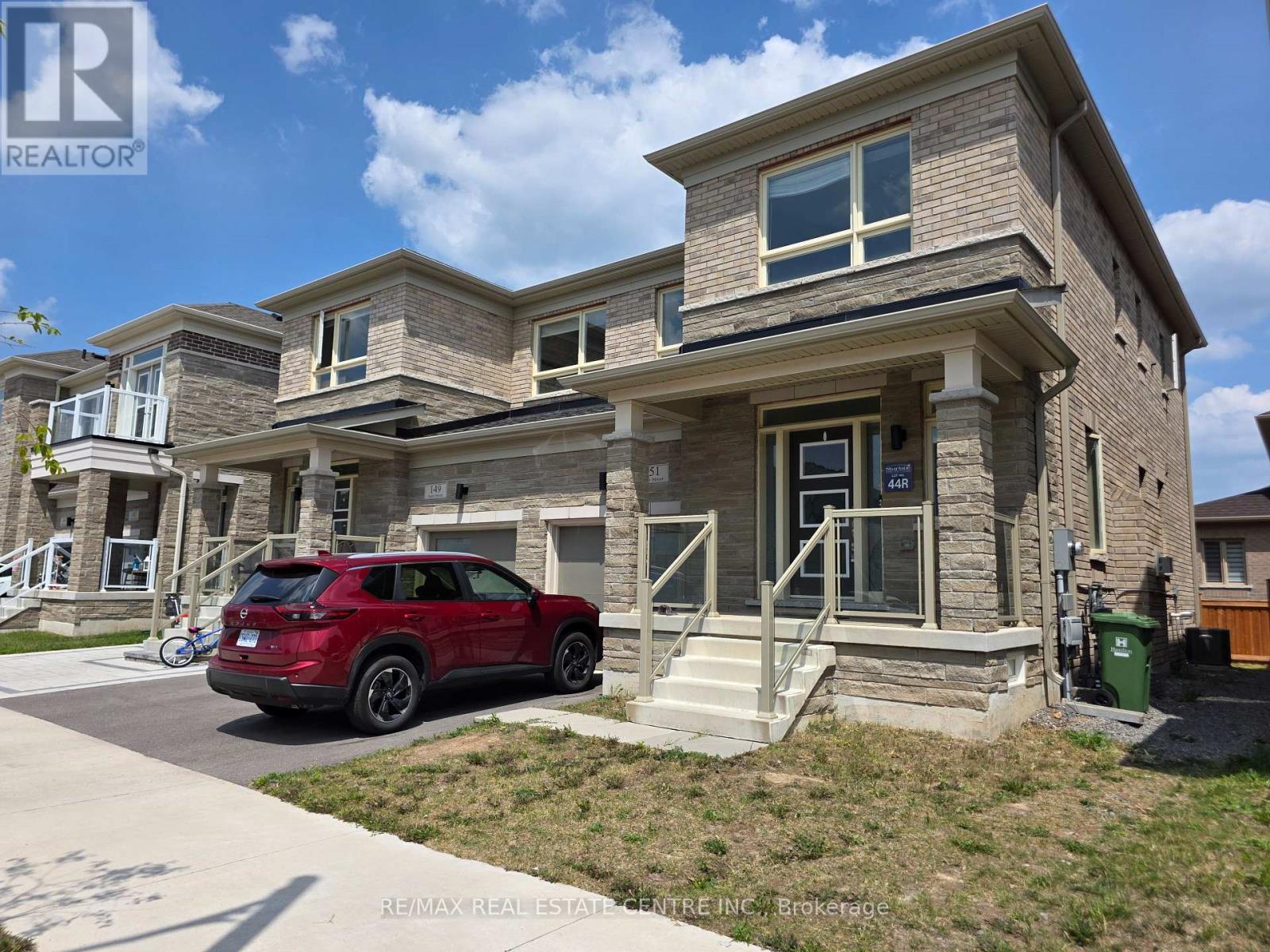 Photo of 151 Agro Street