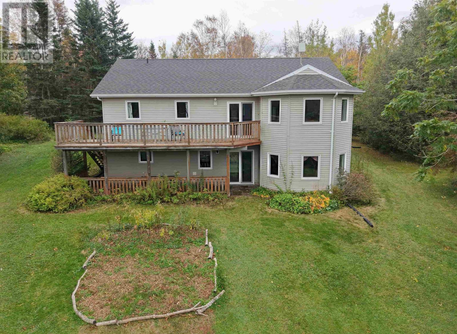 33 MacPhail Park photo 3