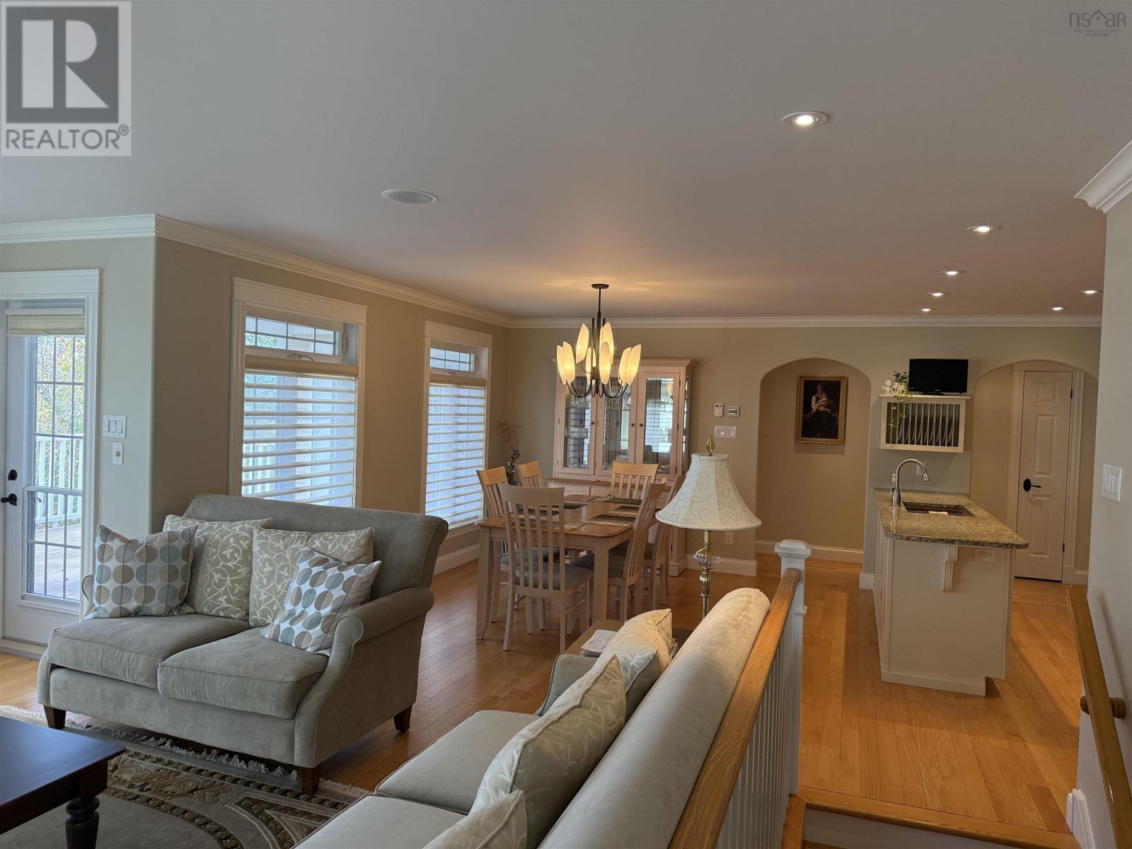 41 Eleventh Street - 10