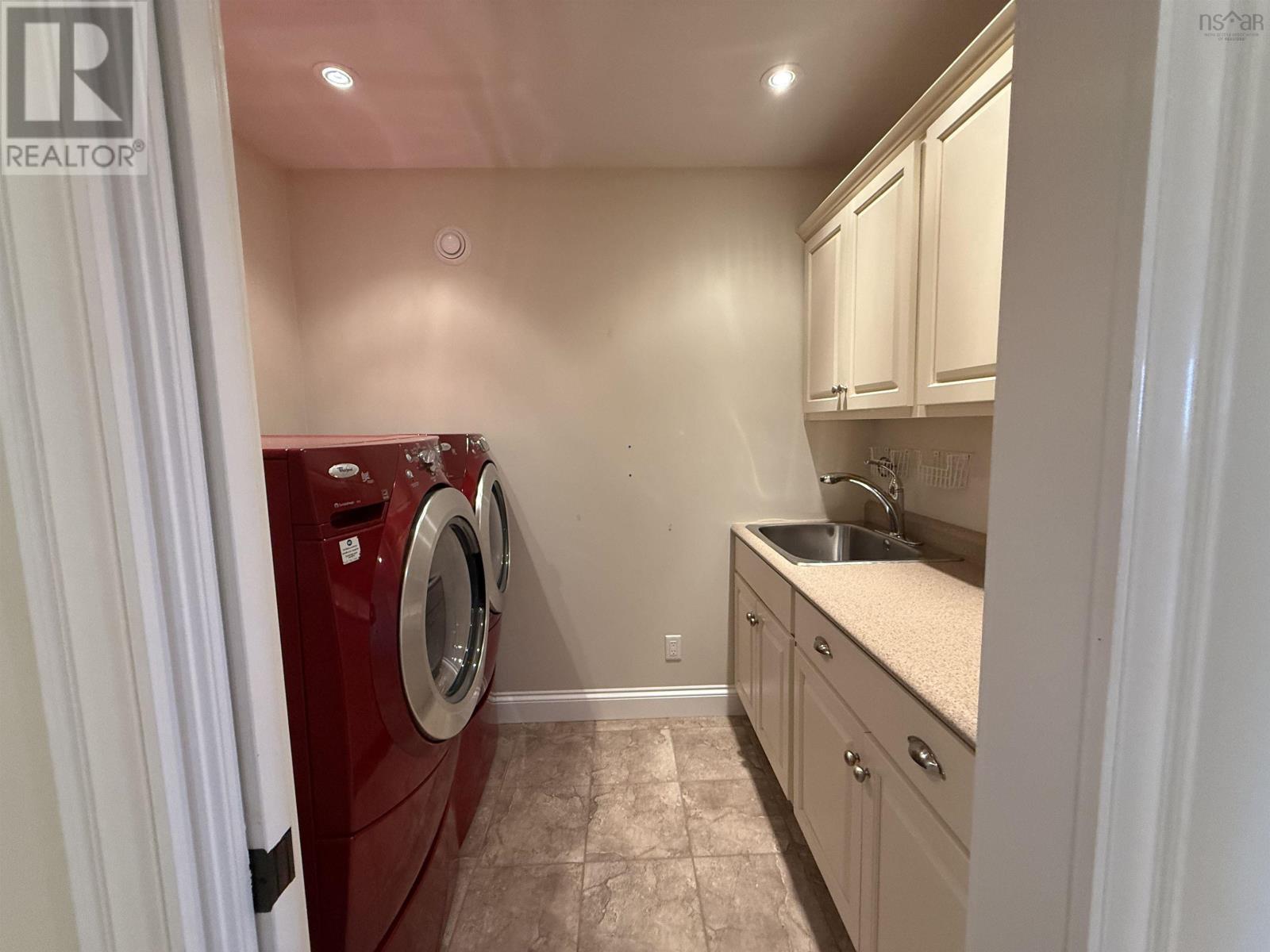 41 Eleventh Street - 31