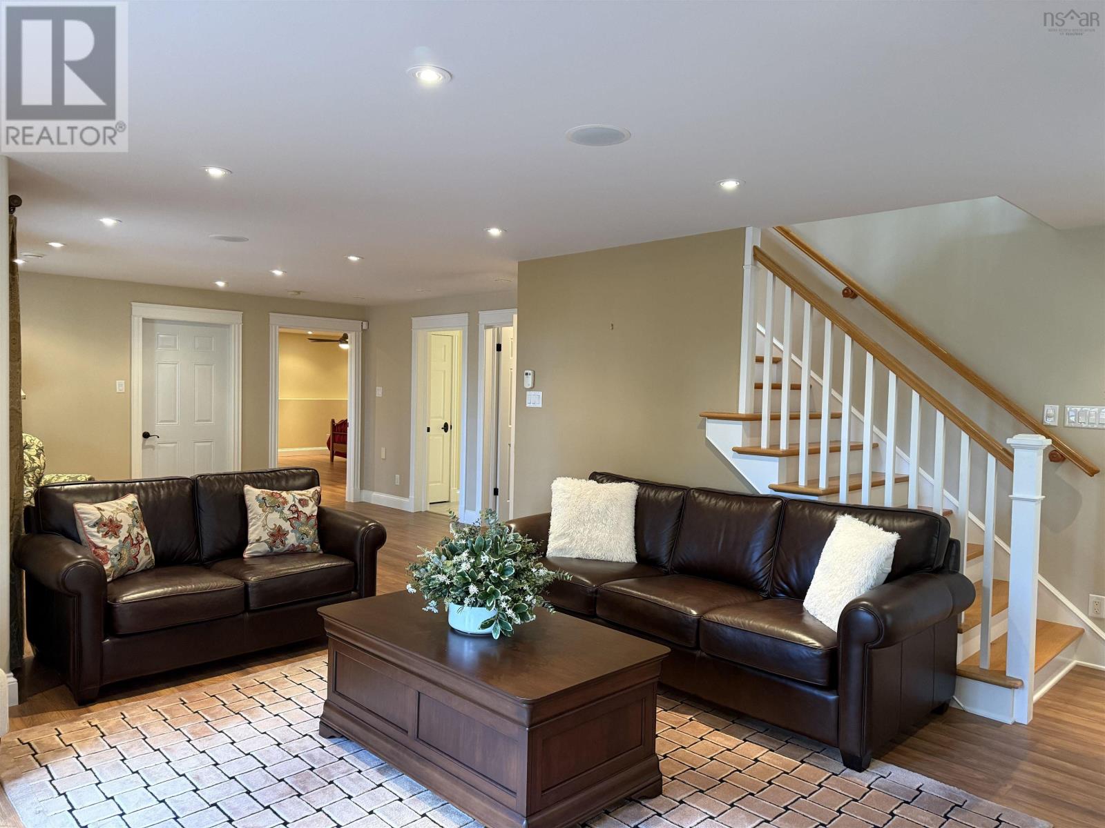 41 Eleventh Street - 33