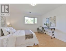 50 Owen Boulevard, Toronto, ON M2P1E9 Photo 23