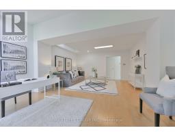 50 Owen Boulevard, Toronto, ON M2P1E9 Photo 15