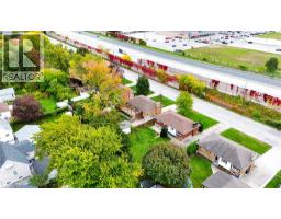 700 Guthrie Drive, Sarnia, ON N7V1X8 Photo 36