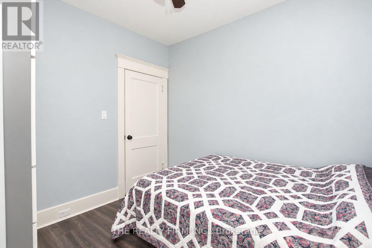 117 THORNTON AVENUE - 20