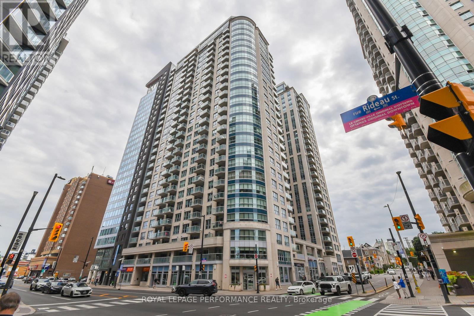 #1808 242 RIDEAU STREET - 1