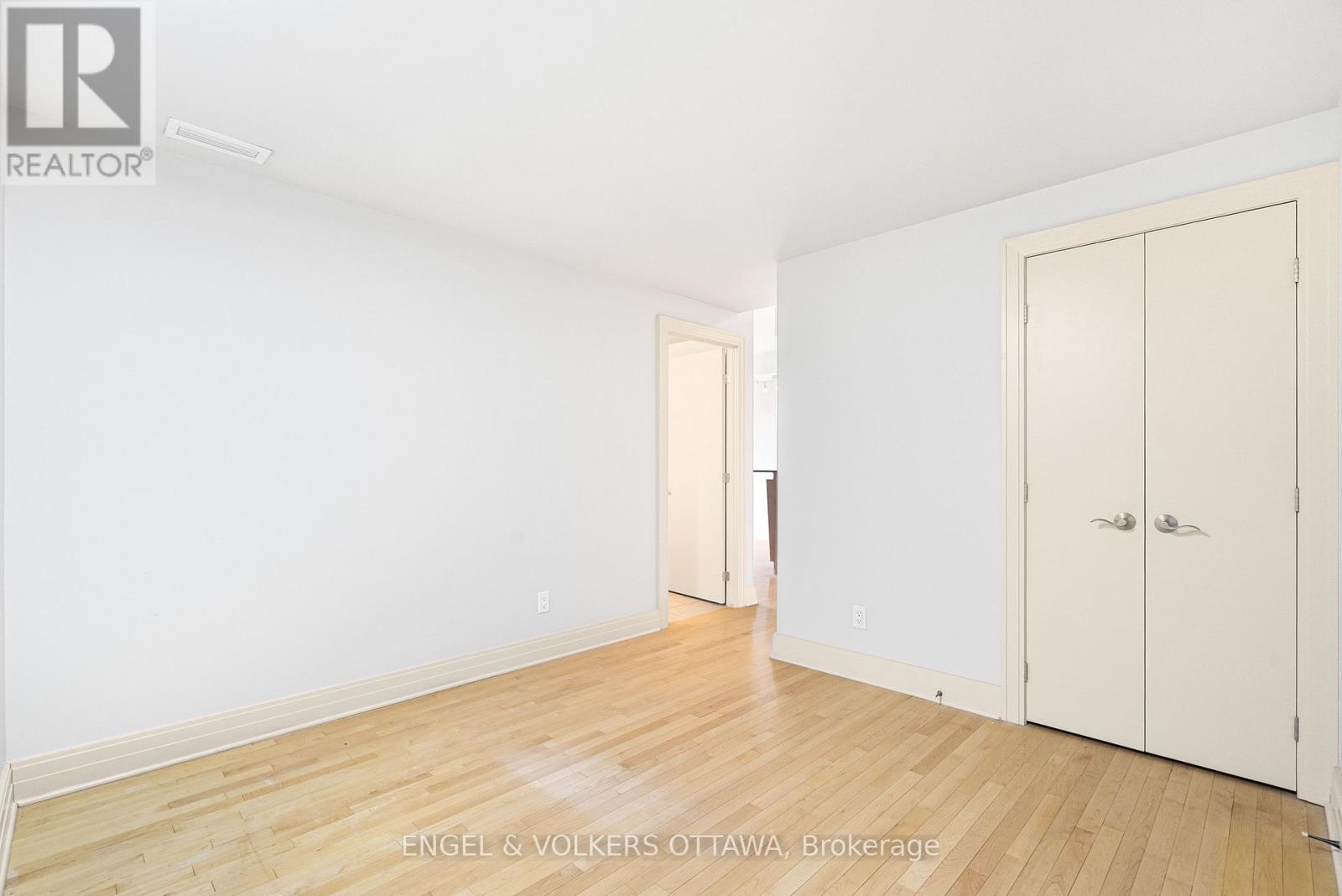Condos for Sale in Ottawa – 507 – 290 POWELL AVENUE, Ottawa – By Peter Sagos - Image 25