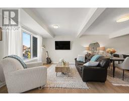 812 Kinstead Private, Ottawa, ON K2S3B3 Photo 13