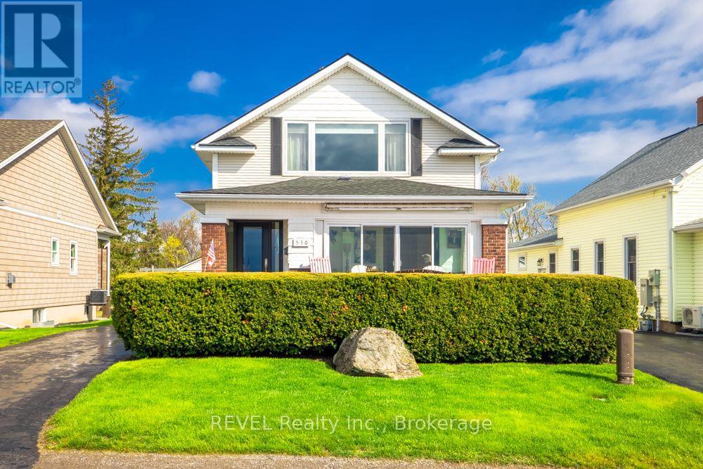 550 LAKESHORE ROAD - 2
