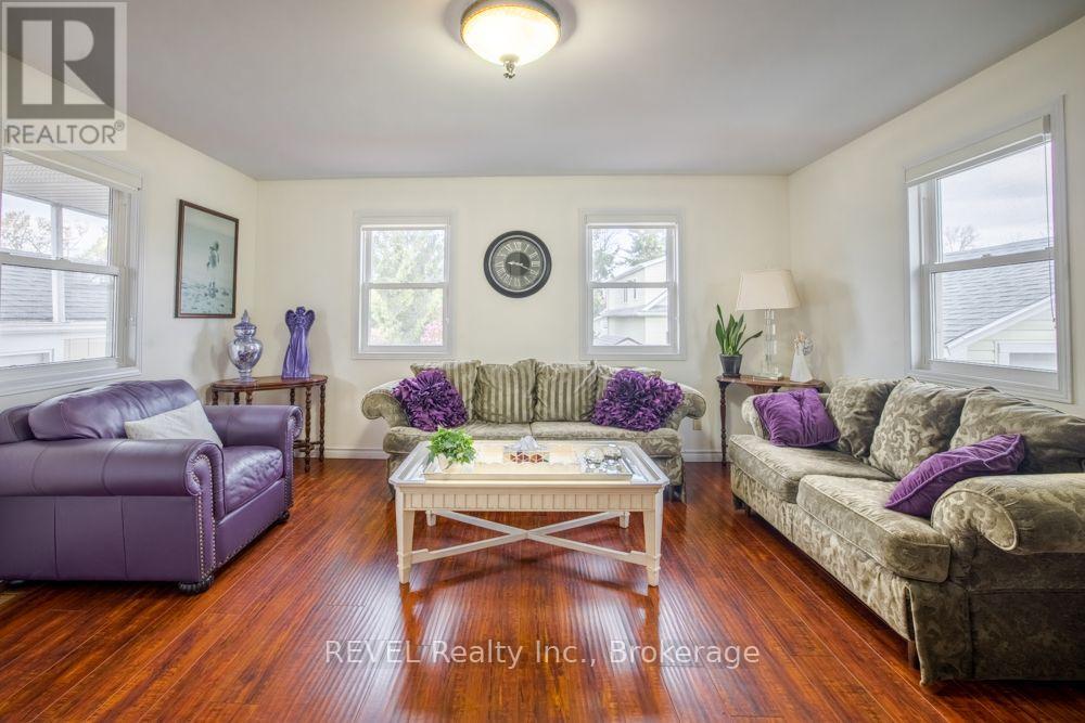 550 LAKESHORE ROAD - 20