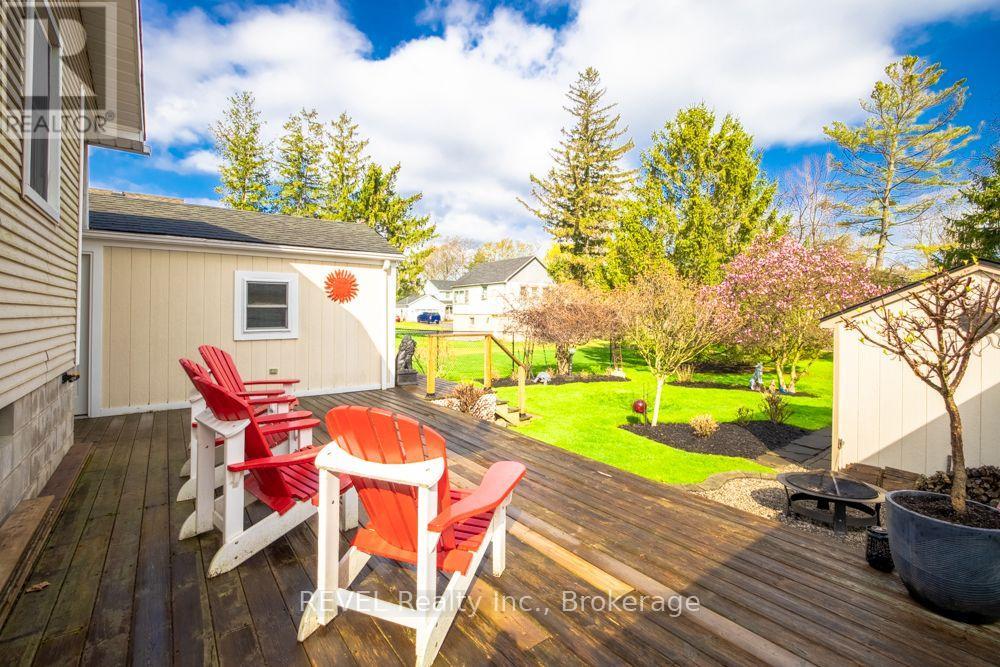550 LAKESHORE ROAD - 36