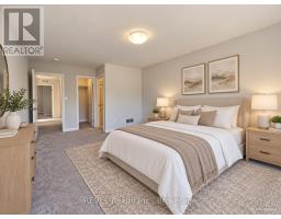 71 #upper - 4552 Portage Road, Niagara Falls, ON L2E6A8 Photo 11