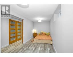Lower - 66 Robina Avenue, Toronto, ON M6C3Y7 Photo 10