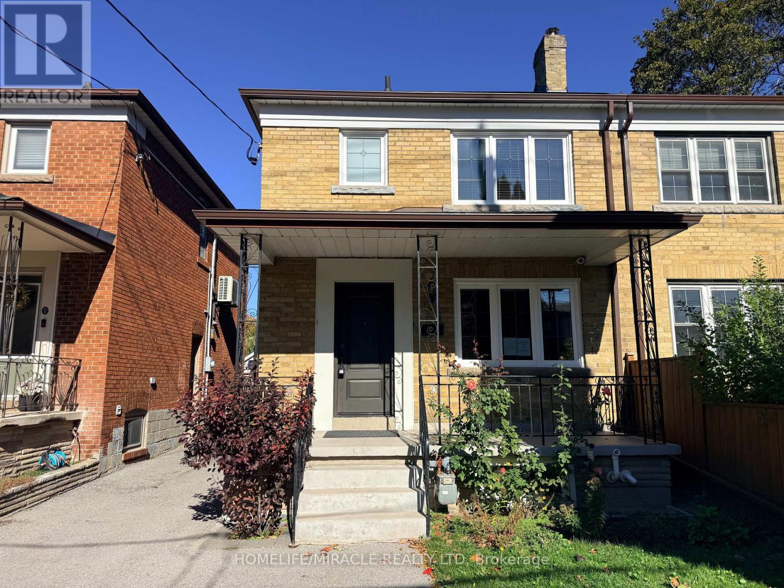228 BROWNING AVENUE - 1