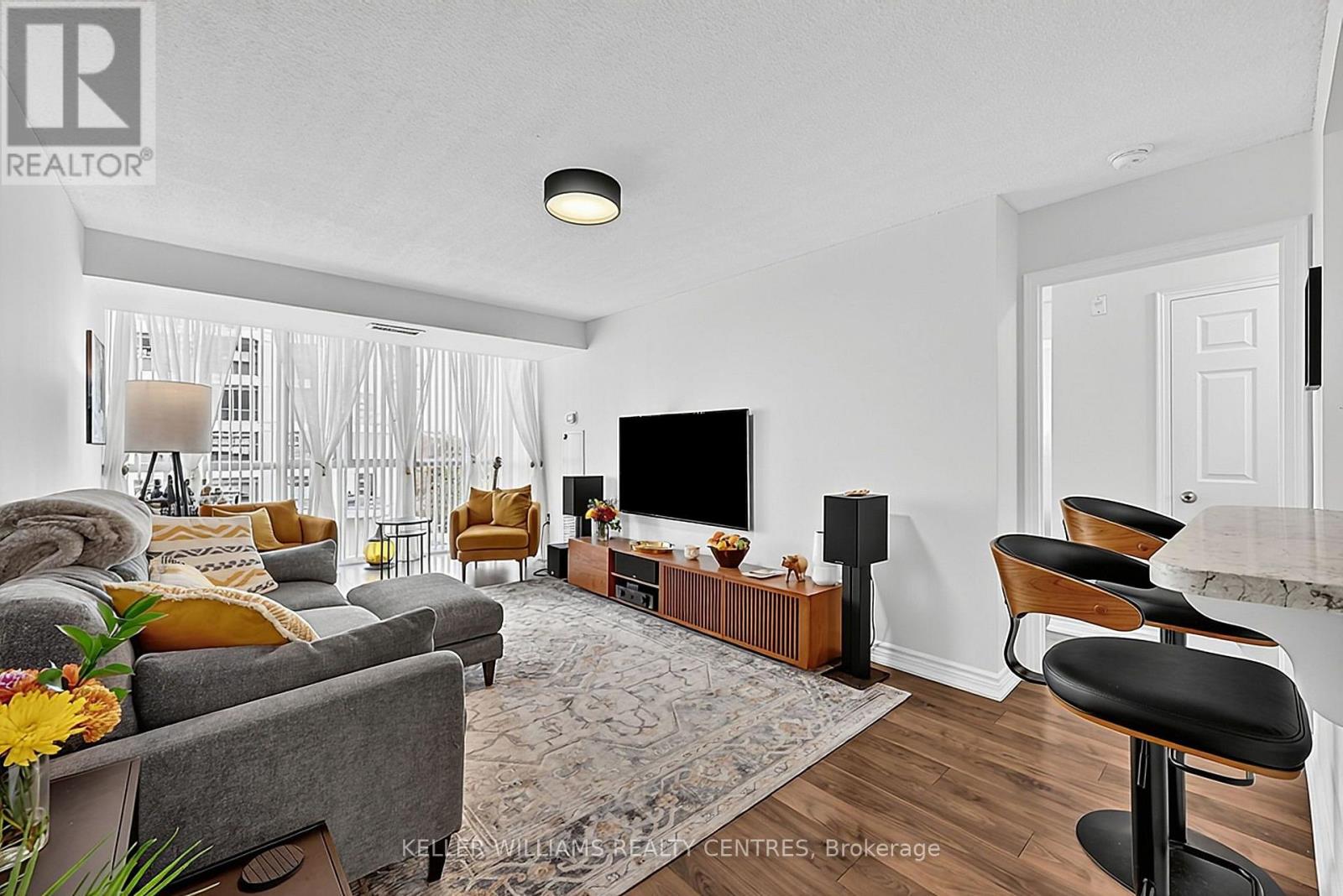 408- 270 Davis Drive, Newmarket, ON photo 13